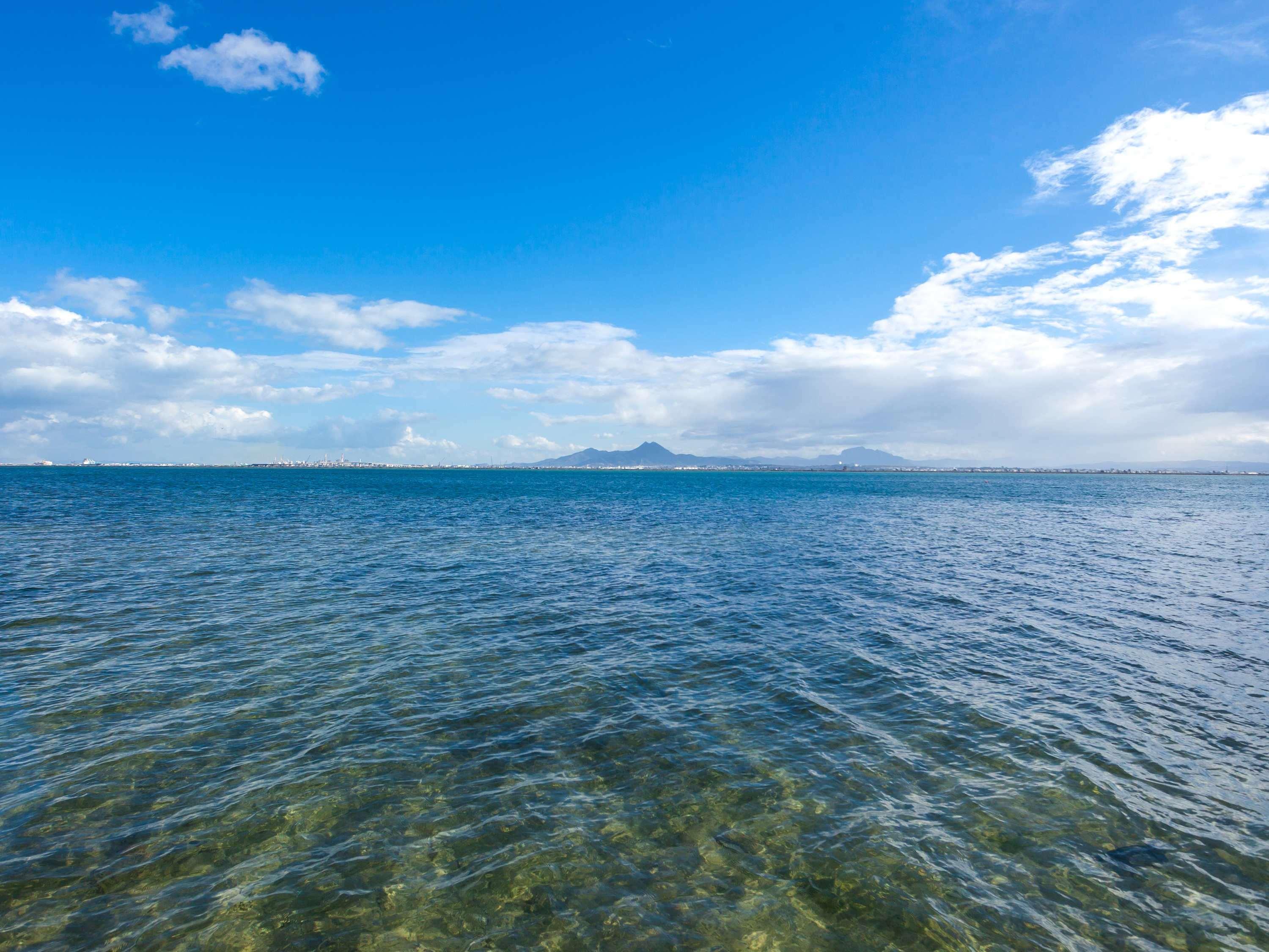 Moevenpick Hotel Du Lac תוניס מראה חיצוני תמונה View of the Gulf of Naples from the shore of Castellammare di Stabia