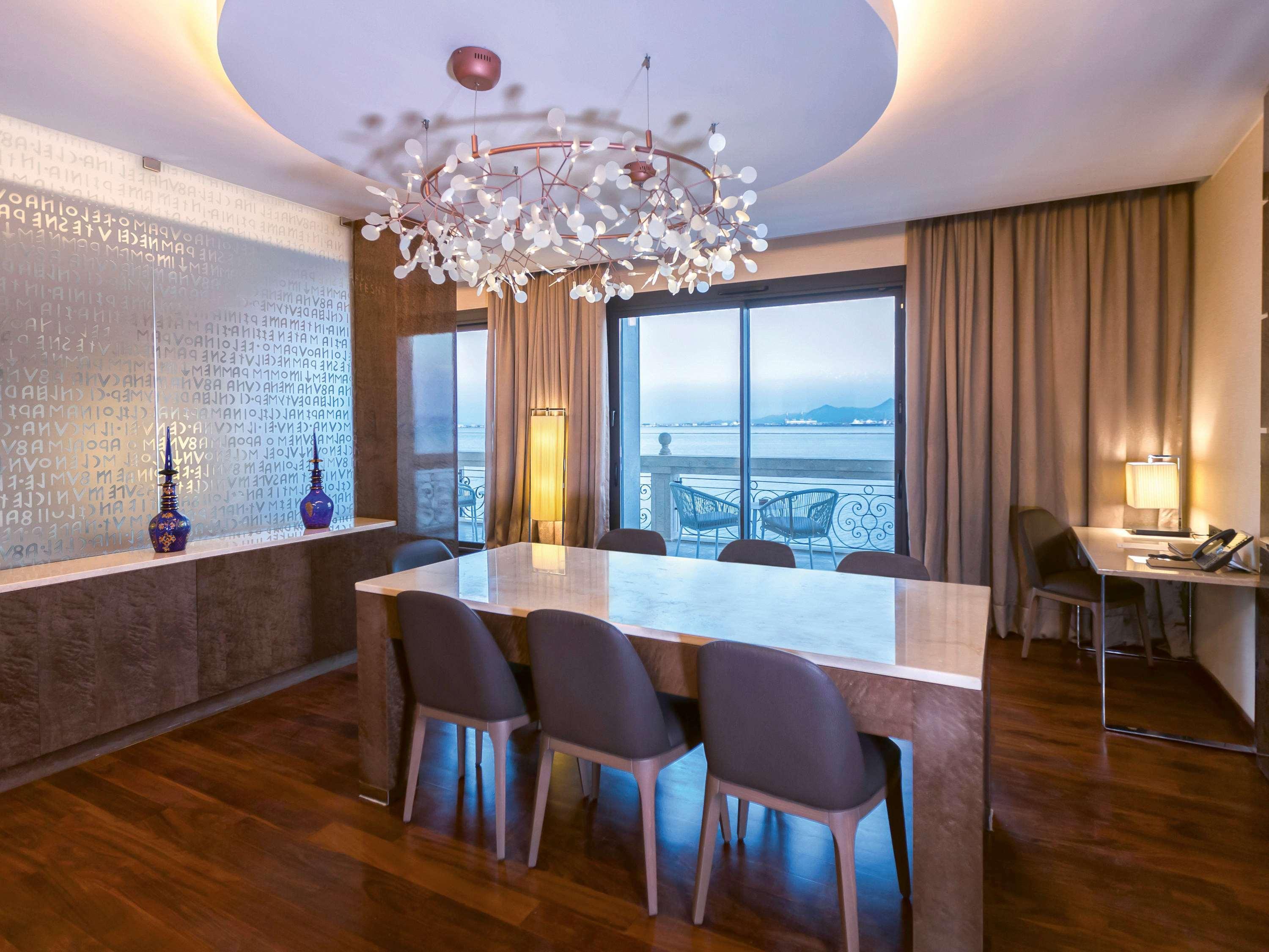 Moevenpick Hotel Du Lac תוניס מראה חיצוני תמונה The interior of the Presidential Suite
