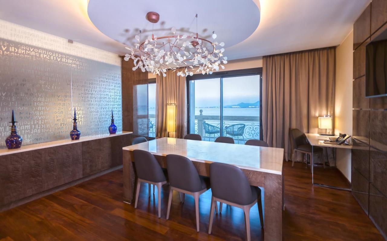 Moevenpick Hotel Du Lac תוניס מראה חיצוני תמונה A suite at the hotel